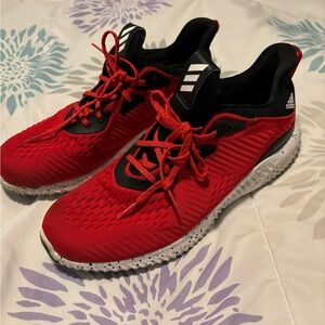 GUC Adidas cross-trainers